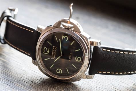 panerai 560 8 days|the panerai pam 560.